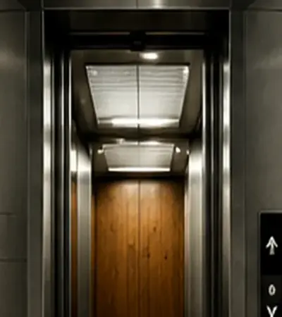 Sonhar com elevador: o que significa e quais são as principais interpretações?